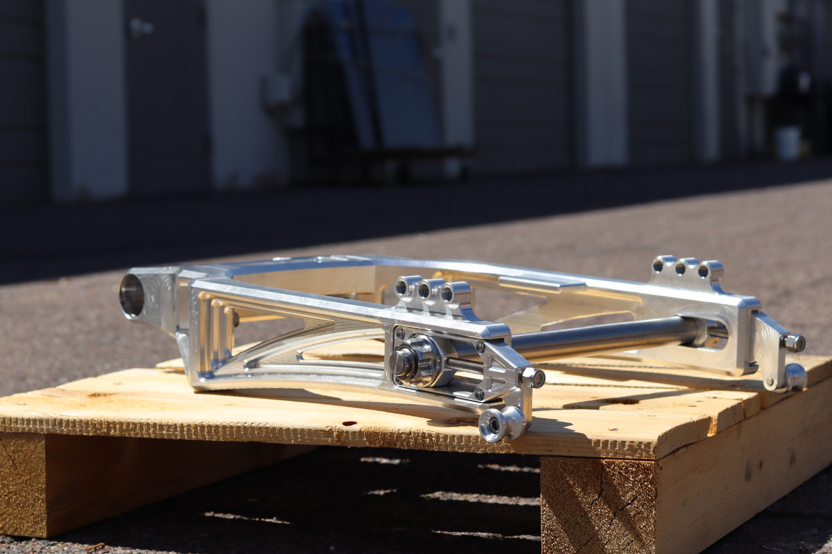 BAGGER PERFORMANCE SWINGARM